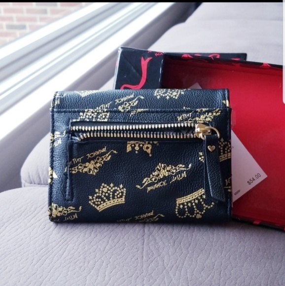 Betsey Johnson Wallet - Picture 3 of 4